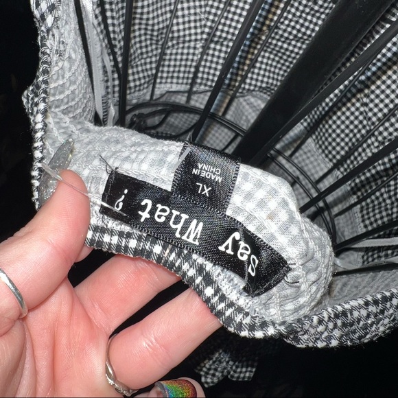 Black and White Gingham Tank Top - Picture 3 of 4